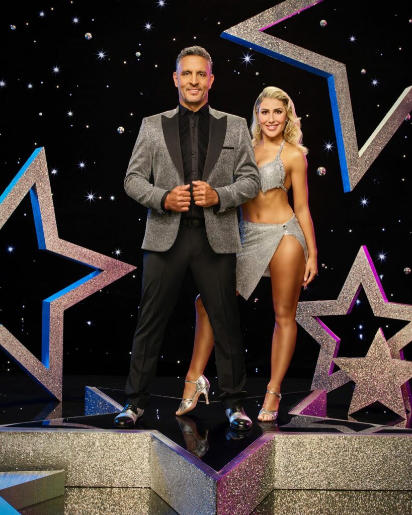 Is Mauricio still on Dancing with the Stars